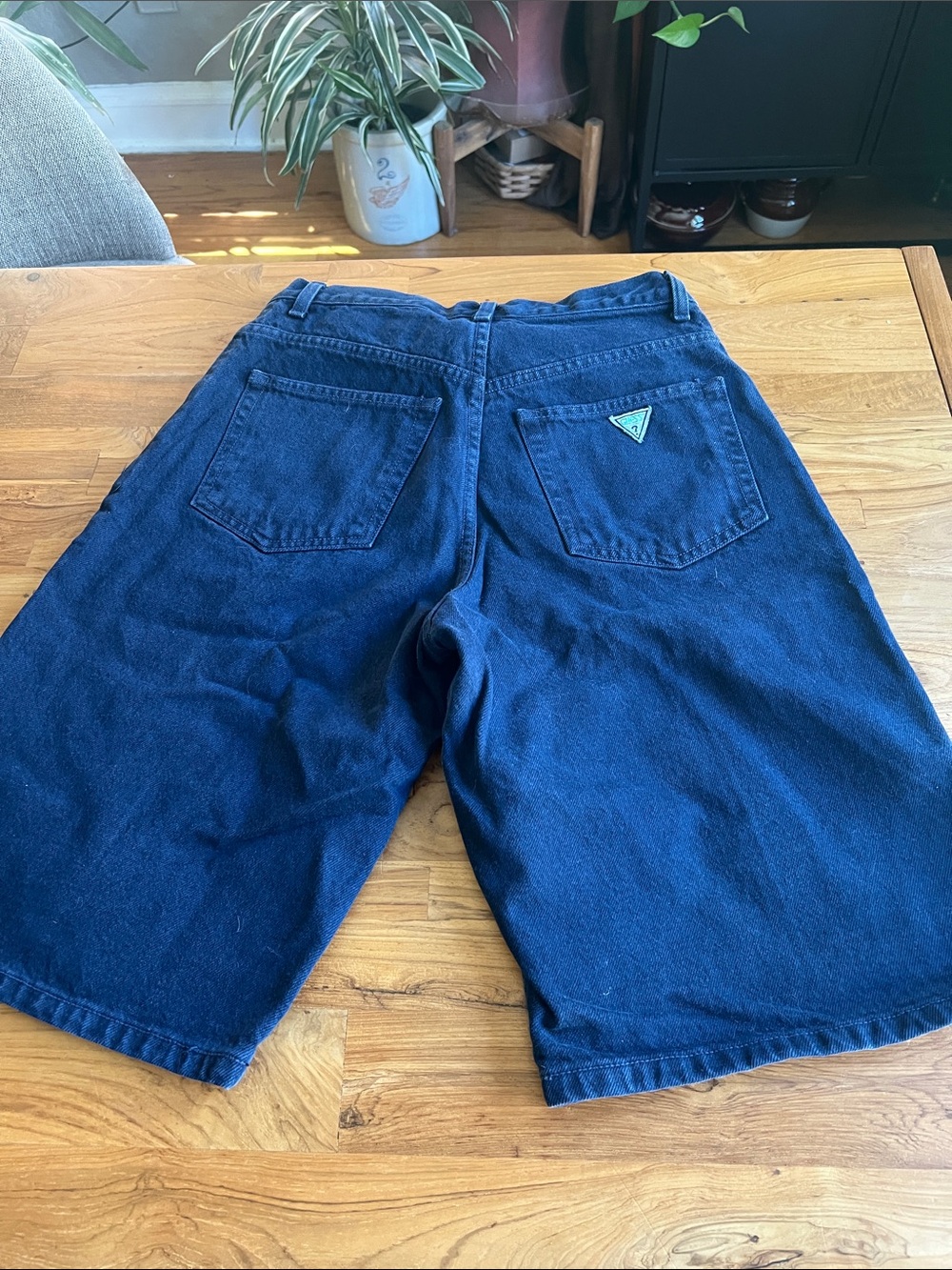 Vintage 90’s Guess jorts in navy denim size 29 - Picture 8 of 8